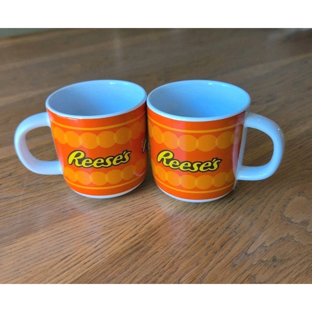 2 Hershey's Reese's Peanut Butter Cup Mug 3 1/2" Tall 12 Oz Excellent Condition!